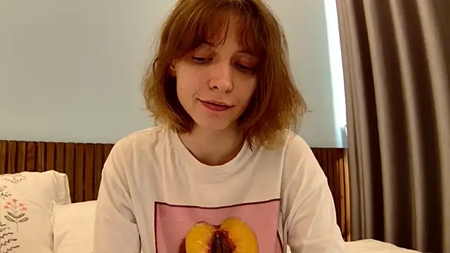 Snapshot of sun_place chatting on 14, 2, 2025 sun place online show from 14, 2, 2025