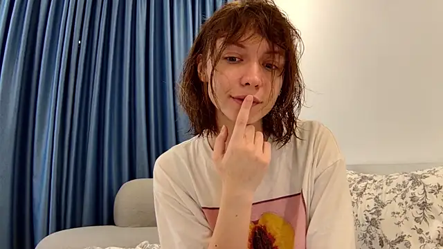 Snapshot of sun_place chatting on 16, 2, 2025 sun place online show from 16, 2, 2025