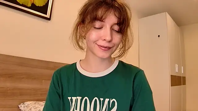 Snapshot of sun_place chatting on 2, 3, 2025 sun place online show from 2, 3, 2025