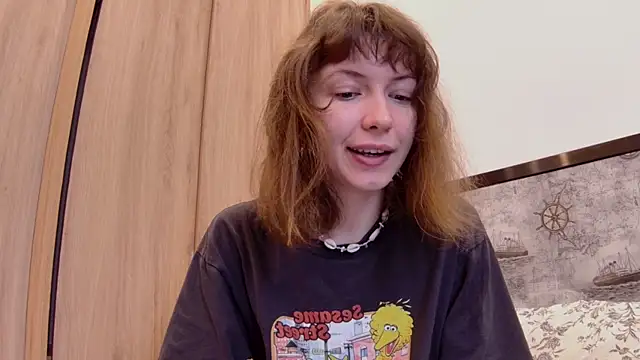 Snapshot of sun_place chatting on 10, 9, 2025 sun place online show from 10, 9, 2025