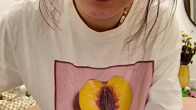 Snapshot of sun_place chatting on 4, 11, 2025 sun place online show from 4, 11, 2025