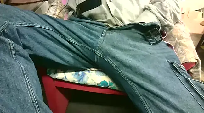 Giulio35 Pika online show from 26, 12, 2024