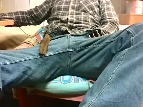 Giulio35 Pika online show from 5, 4, 2026