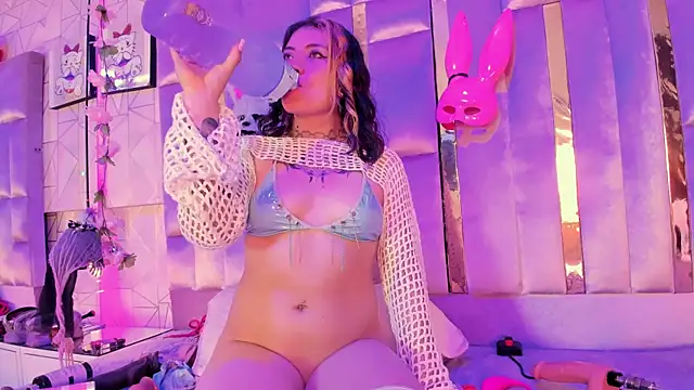 Broklinwhite  online show from 15, 2, 2025