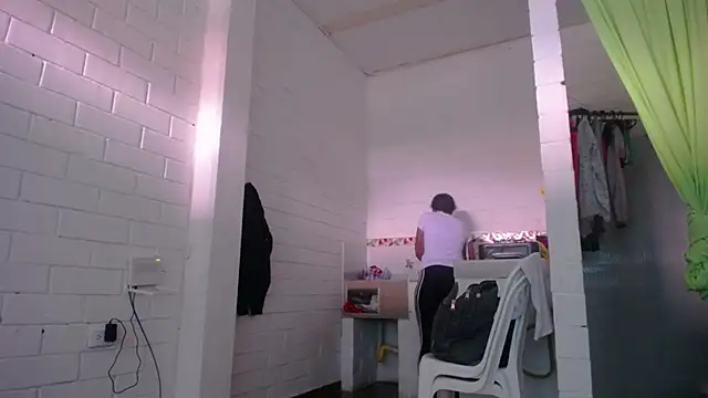 GiveLove1 online show from 26, 2, 2025