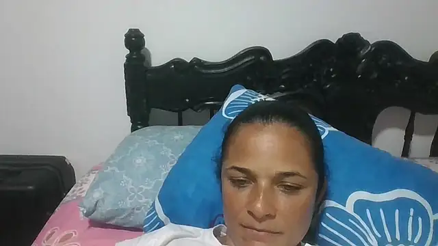 GiveLove1 online show from 5, 11, 2025