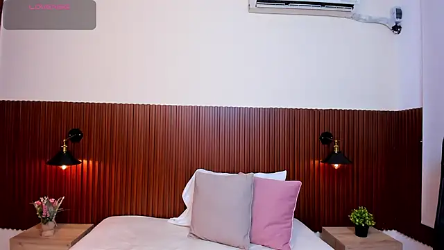 chanel brunette online show from 23, 2, 2025