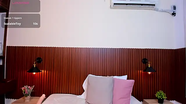 chanel brunette online show from 24, 2, 2025