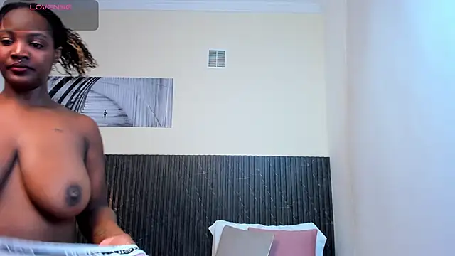 chanel brunette online show from 11, 3, 2025