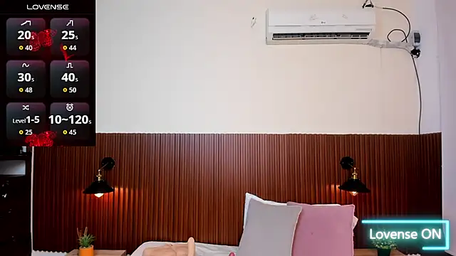 chanel brunette online show from 4, 10, 2025