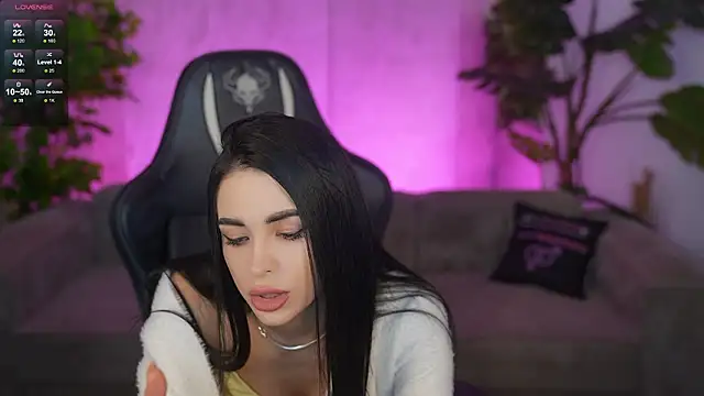 Tina Breeze online show from 23, 3, 2026