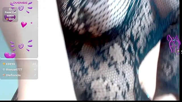 Eva Hoot online show from 10, 3, 2025