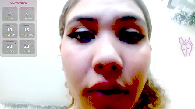 Snapshot of Eva_Hoot chatting on 22, 12, 2025 Eva Hoot online show from 22, 12, 2025