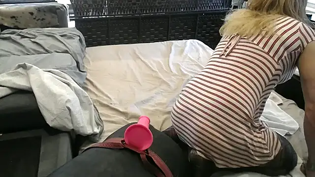 Snapshot of AssmannCD chatting on 21, 3, 2025 AssmannCD online show from 21, 3, 2025