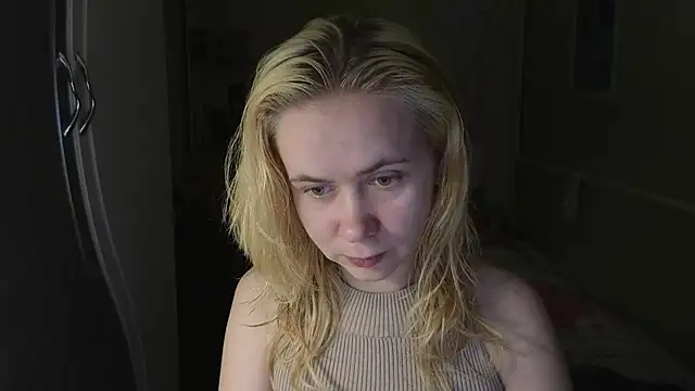 Snapshot of Riley_Roo chatting on 15, 2, 2026 Riley Roo online show from 15, 2, 2026