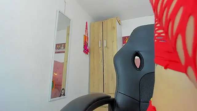 saralolo420 online show from 20, 12, 2024