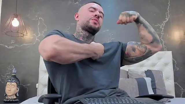 BruceDallas online show from 19, 1, 2025