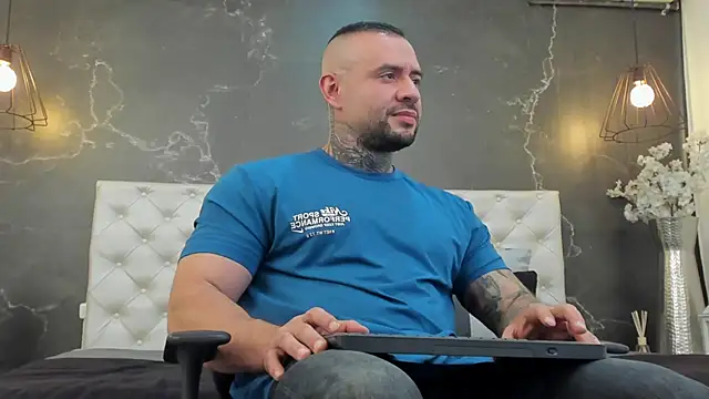 BruceDallas online show from 22, 1, 2025