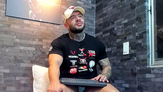 BruceDallas online show from 4, 2, 2026