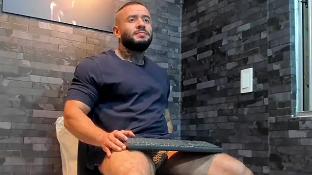 BruceDallas online show from 28, 4, 2026