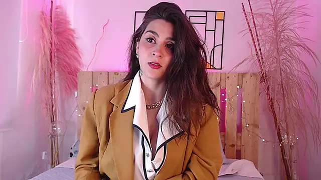 emily amaya online show from 18, 3, 2025