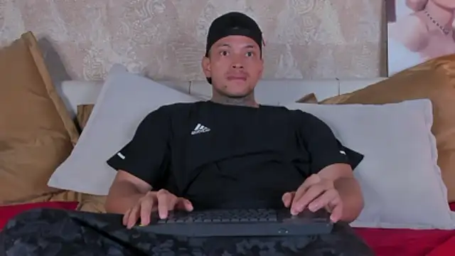 Stiven collins online show from 15, 2, 2026