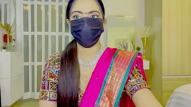 Monalisadon018 online show from 26, 4, 2026