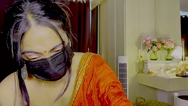 Monalisadon018 online show from 28, 4, 2026