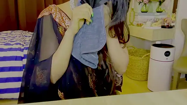 Monalisadon018 online show from 29, 4, 2026