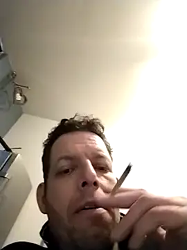 Knuffelstaaf123 online show from 12, 1, 2025