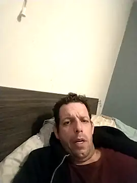 Knuffelstaaf123 online show from 18, 2, 2025