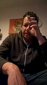 Knuffelstaaf123 online show from 14, 4, 2026