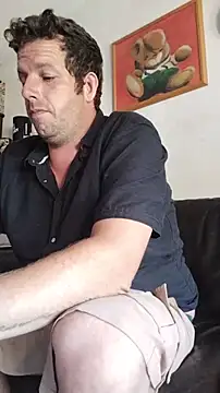 Knuffelstaaf123 online show from 19, 7, 2026