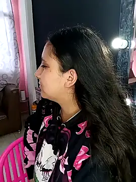 Snapshot of Cute_Penelope chatting on 21, 1, 2025 Cute Penelope online show from 21, 1, 2025