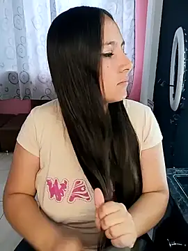 Snapshot of Cute_Penelope chatting on 3, 2, 2025 Cute Penelope online show from 3, 2, 2025