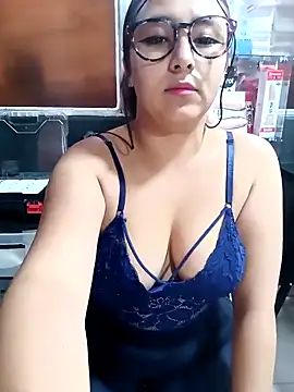 Snapshot of Cute_Penelope chatting on 11, 2, 2025 Cute Penelope online show from 11, 2, 2025