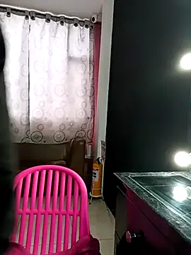 Snapshot of Cute_Penelope chatting on 15, 2, 2025 Cute Penelope online show from 15, 2, 2025