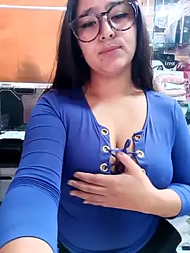 Snapshot of Cute_Penelope chatting on 17, 2, 2025 Cute Penelope online show from 17, 2, 2025