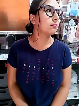 Snapshot of Cute_Penelope chatting on 26, 2, 2025 Cute Penelope online show from 26, 2, 2025