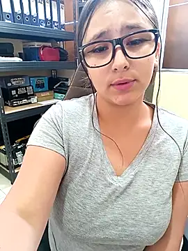 Snapshot of Cute_Penelope chatting on 22, 3, 2025 Cute Penelope online show from 22, 3, 2025