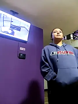 Snapshot of Cute_Penelope chatting on 18, 9, 2025 Cute Penelope online show from 18, 9, 2025