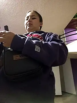 Snapshot of Cute_Penelope chatting on 1, 12, 2025 Cute Penelope online show from 1, 12, 2025