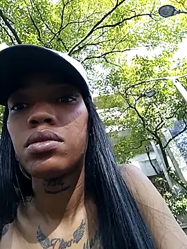 Honey-420- online show from 8, 9, 2025