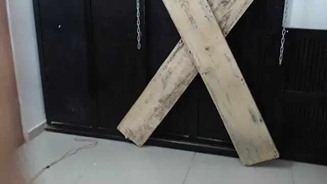 Anastasia Diaz  online show from 11, 1, 2025