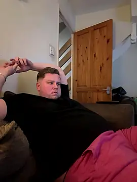 Snapshot of Lukeyboy027 chatting on 11, 1, 2026 Lukeyboy027 online show from 11, 1, 2026