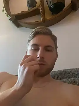HotIceman2407 online show from 10, 1, 2025
