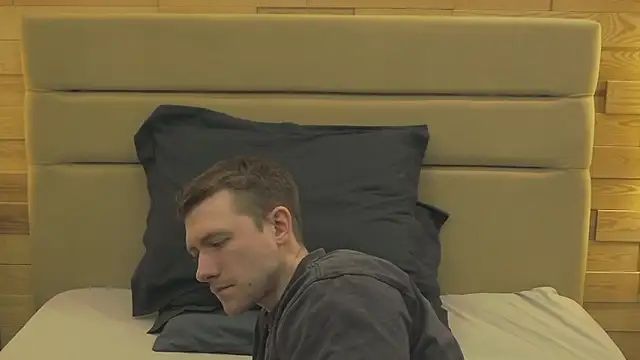 EthanPinkman online show from 25, 4, 2026