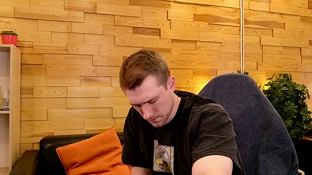 EthanPinkman online show from 25, 6, 2026