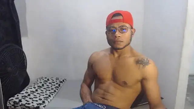 Snapshot of grandominantex1 chatting on 14, 12, 2025 grandominantex1 online show from 14, 12, 2025