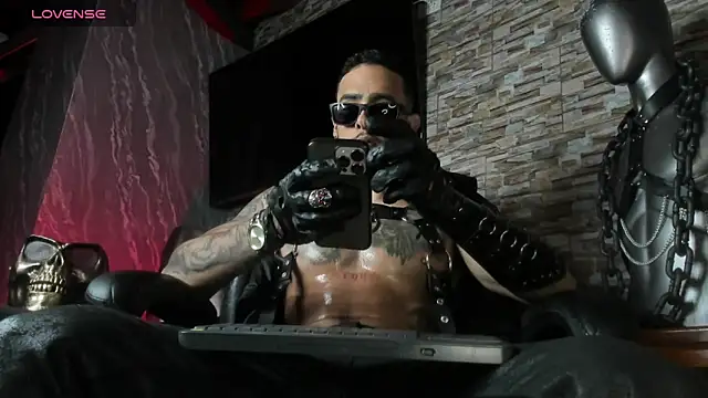 Seth Owner online show from 25, 4, 2026